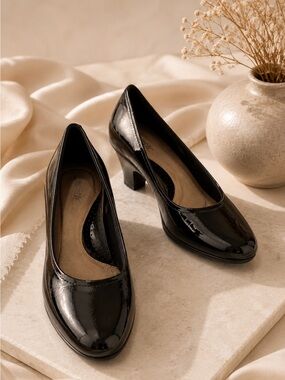 Earth Black Patent Comfort Heels Size 9 Classic Career Office Pumps 2.5 inch